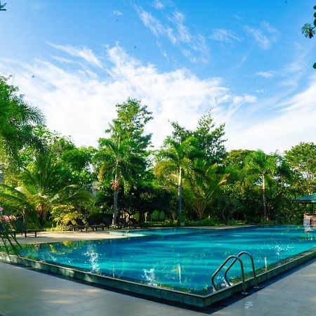 Sungreen Resort Habarana Exterior photo