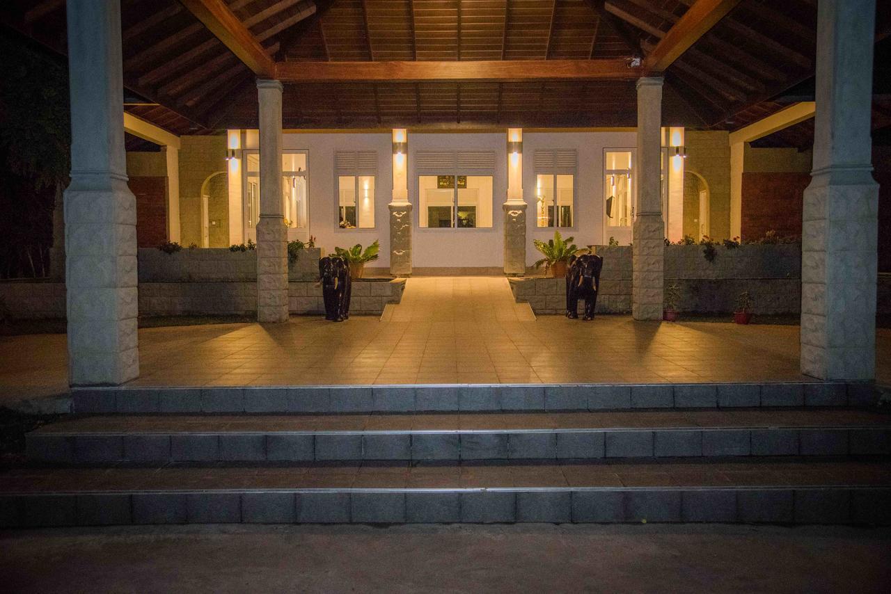Sungreen Resort Habarana Exterior photo